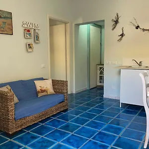luigi-apartmentsrooms.in-sardinia.net/